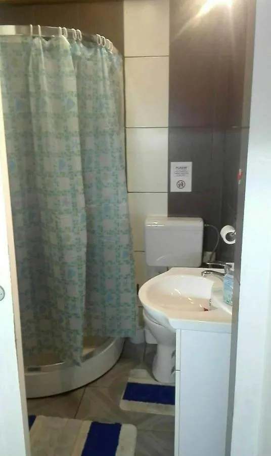 7Dab Apartment Akacfa Budapest
